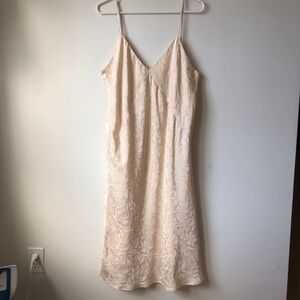 Smash +Tess slip dress tonal floral print babydoll spaghetti strap lined cream L